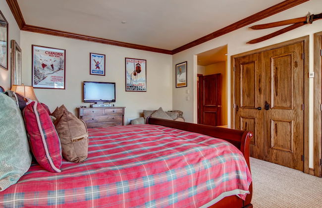 Highlands Area by East West Hospitality - Photo 4