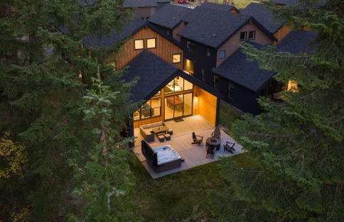 Wildwood Cabin at Suncadia- Hot Tub, Firepit, BBQ, Gourmet Kitchen, Fireplace, Smart TVs, Hi-speed Wi-Fi, Secluded - Foto 51