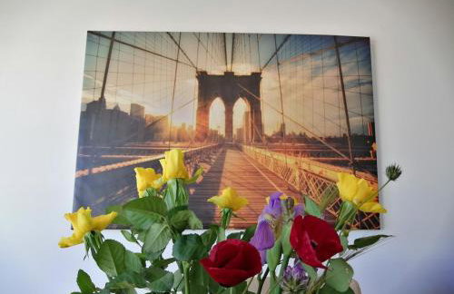 Spacious & Modern Studio Apartment Near the Airport - Foto 13