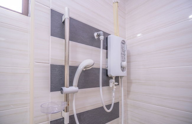 OYO Home 89464 Awesome 1 Bedroom D'summit - Foto 20