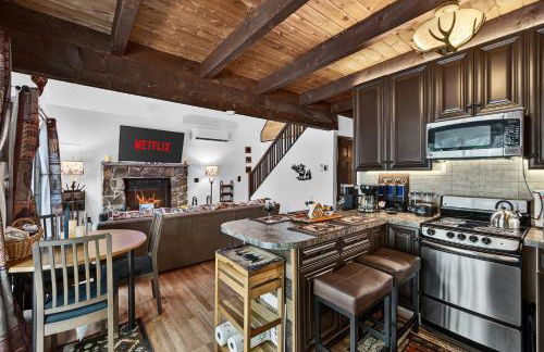 Hideout Pocono Chalet - Foto 6