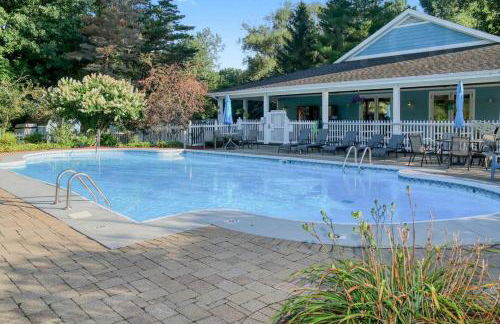 Spacious Dog-Friendly Getaway with Year-Round Pool & Hot Tub - Foto 2