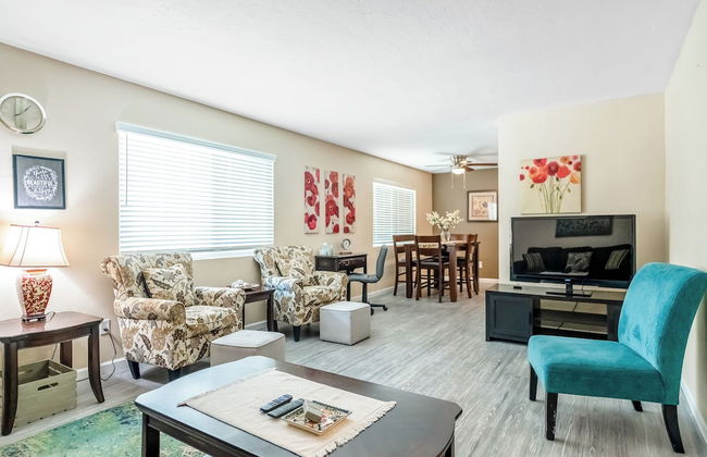 Longer Stay for Travelers Blocks from Hospital and Downtown Security Gates - Foto 29