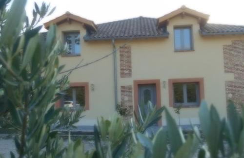 Gîtes Dans une Maison d'hôtes "Lieu Dit Cruzel" - Foto 7