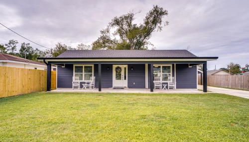 Lake Charles Home with Gas Grill and Fenced-In Yard! - Photo 2