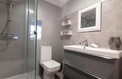 Acer Holiday Cottage Tideswell village Buxton Peak District by Rework Accommodation - Foto 32