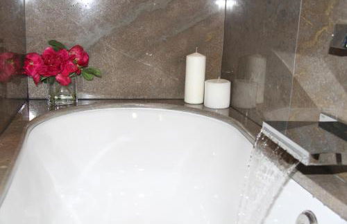 By Plaza de España overlooking Parque María Luisa - Foto 5