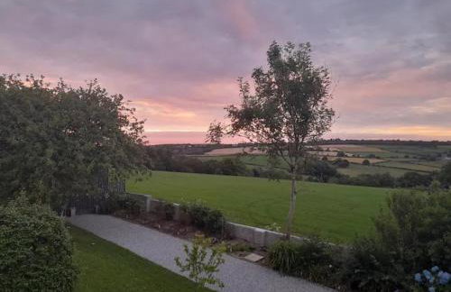 Hillview Haven - Photo 17