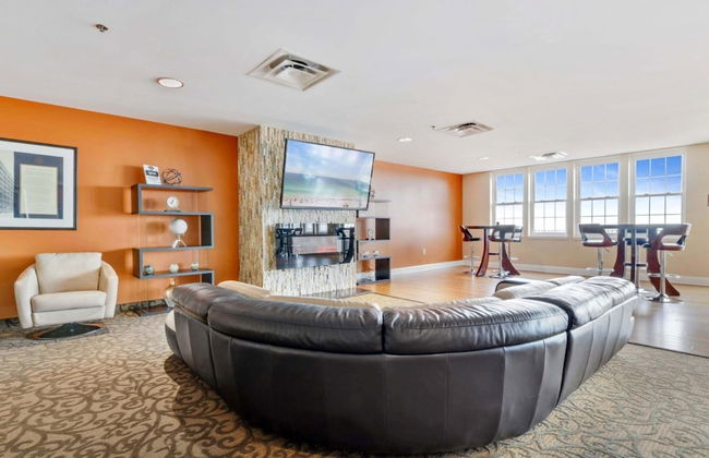 Bluebird Suites at the Warehouse District - Foto 17