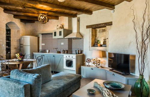 Listen to Nature in a Renovated Traditional Hilltop Villa Liodosifis with Heated Pool - Foto 7