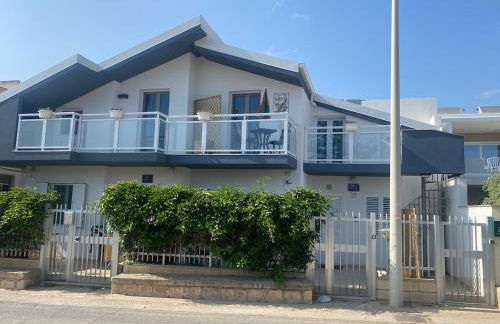 VILLA CASuZZE 1 - a few steps from the sea - Foto 1