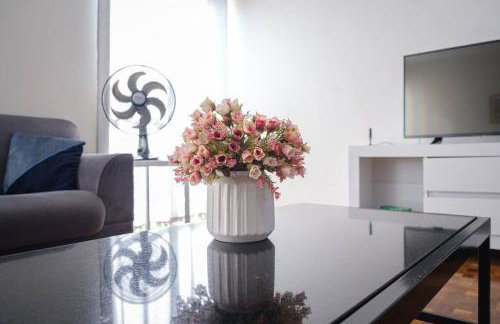 Apartamento Suite mais 2 QTS Espaçoso Ar Cond SQ21 - Foto 13