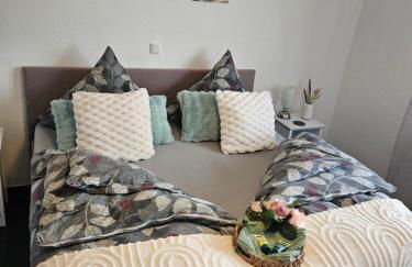 Ferienwohnung Elya, - Ruhe, Wellness und Shopping in perfekter Lage - Foto 1