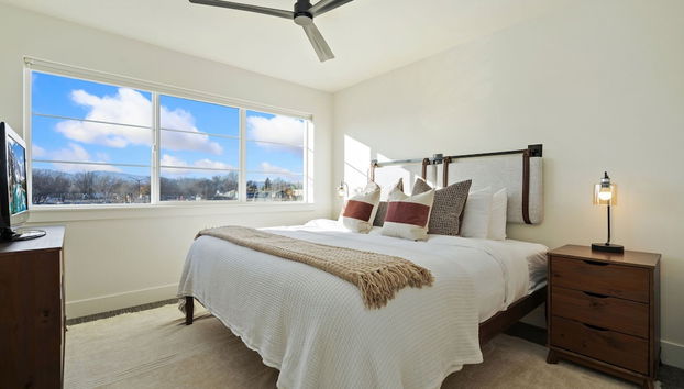 Mountain View Home w/ King Beds & Rooftop Deck - Foto 4, Quarto