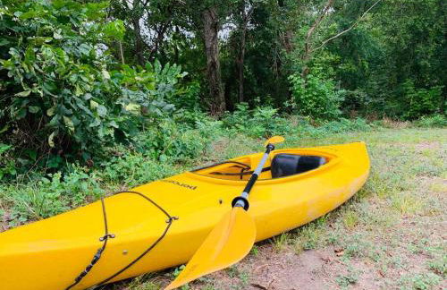 Five Acre Waterfront Retreat - Foto 12