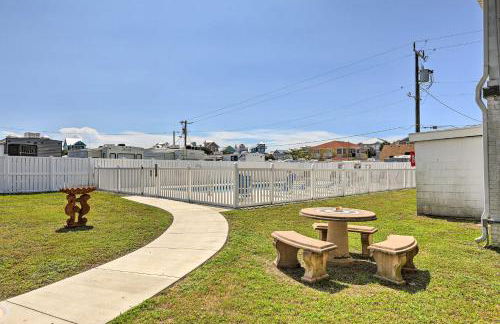 Atlantic Beach Studio with Community Pool! - Foto 17