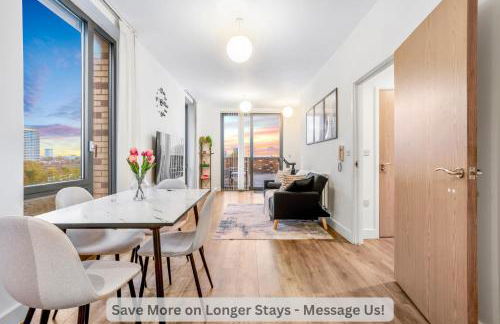 Modern 3-Bed Penthouse with Terrace & Gym, Near Canary Wharf, Weekly deals - Foto 1