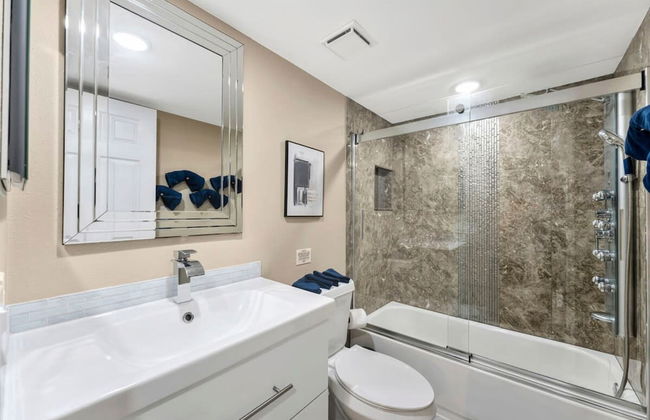 Cove Cay 2bd - 5 Star Amenities on the Golf Course - Foto 14