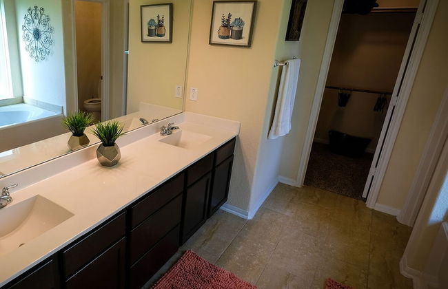 6Bdrm 2.5Bath 10Beds - Rosenberg - Foto 23