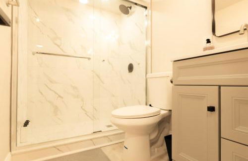 Work, Rest and Gather - Spacious 3BR with Modern Charm - Foto 77