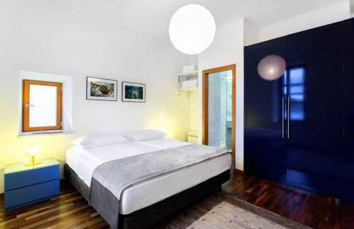 Private luxury Villa del Mar on Solta for up to 10 persons, heated pool, free parking, next to sea! FREE Kajak & Mountainbikes, GREAT living area & privacy! - Foto 19