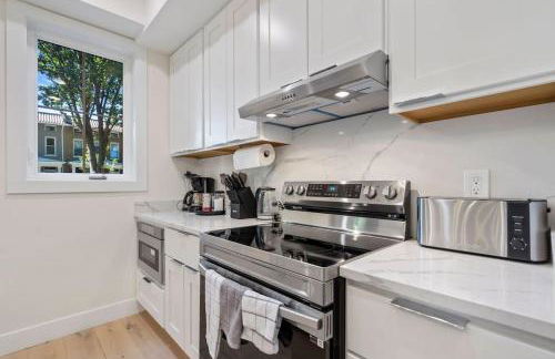 Capitol Hill 3 Charming Townhouse in Downtown DC with Modern Kitchen with Rooftop views - Foto 7