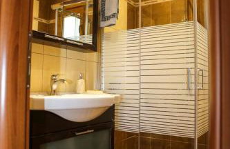 Village House - Photo 21