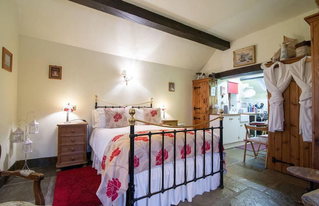 Charming 1-bed Cottage in Staffordshire - Foto 1