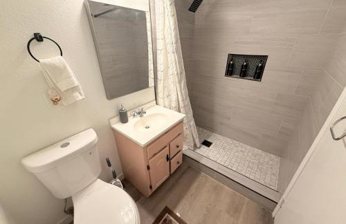 Vintage Apt Private Pool Oasis Sleeps 6 5 Min DT - Foto 12