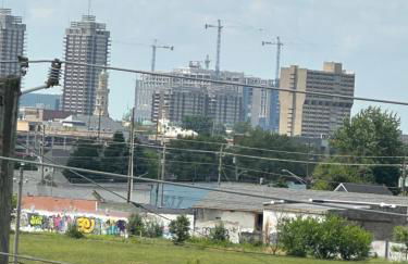 Downtown 1 mi Sleeps 6 wRooftop 3BR 4BED New built Modern Stylish Luxury - Foto 56