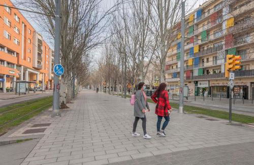 Playa a pie y a 15 minutos de Ramblas y Plaza Catalunya en metro - Foto 14