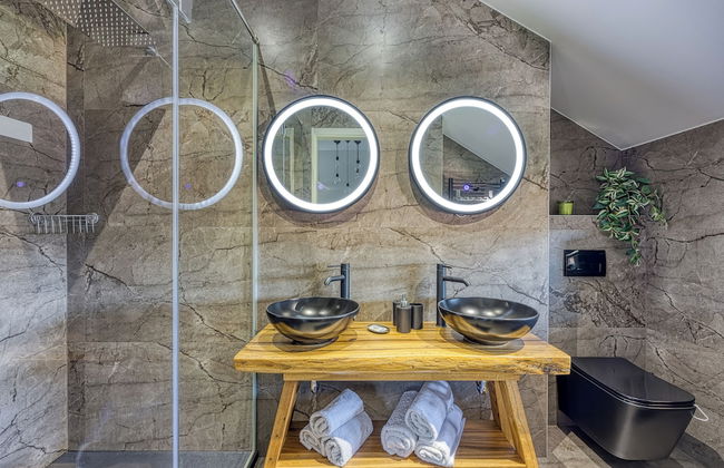 Hedonistic Vineyard Estate With Hot Tub - Foto 16