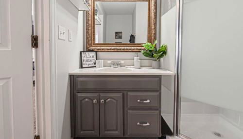 Glamorous Renovated Modern Home - Foto 5