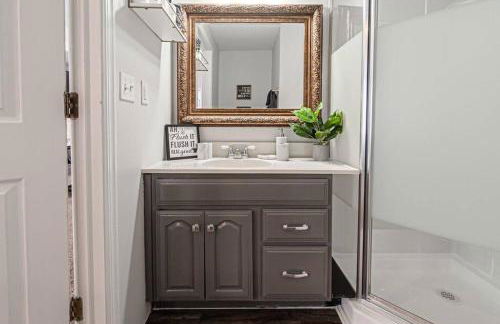 Glamorous Renovated Modern Home - Foto 5