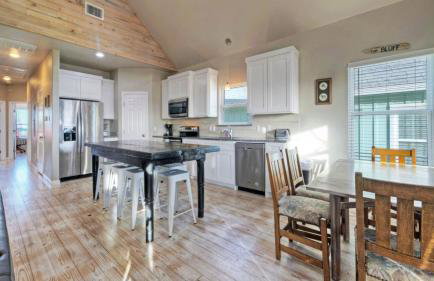 2 Homes, Sleeps 16, Shared Pool+boat Dock Laguna Village Serenity by Avantstay - Foto 21