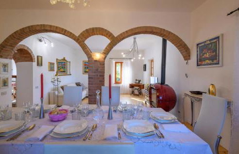 3 Bedroom Amazing Home In Montelabbate - Photo 25