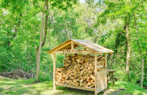 Picturesque Lake Elmo Cottage with Fire Pits! - Foto 31