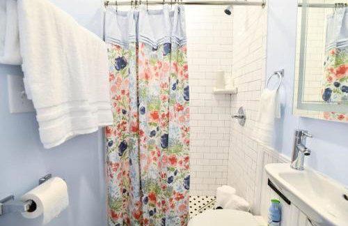 Claiborne Historic Getaways Guest House-economy rear unit With Pool - Photo 24
