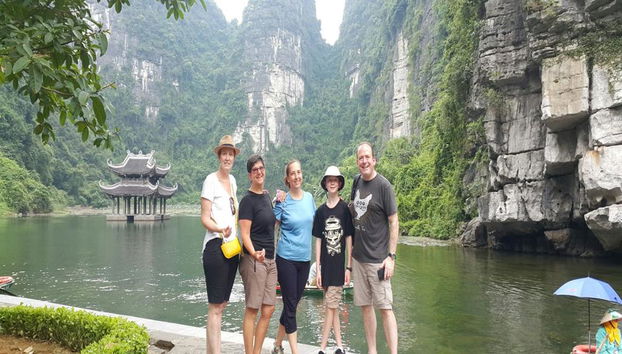 Hoa Lu e Tam Coc - Gita di un giorno per piccoli gruppi - Foto 5