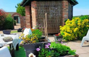 Lincoln Holiday Retreat Cottage with Private Hot Tub - Foto 47