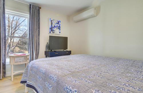 Deck with Water Views Quiet East Boothbay Retreat! - Foto 9