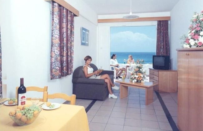 Corallia Beach Hotel Apartments - Foto 9
