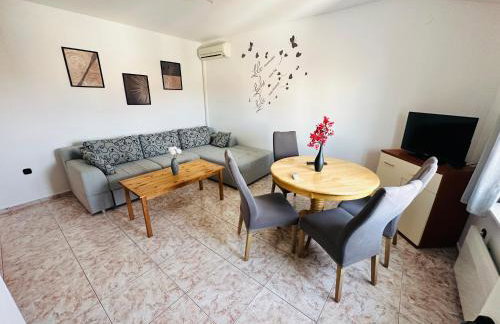 Family Apartment near Beach Petrčane - Quiet & Central- Unit 1 - Foto 7