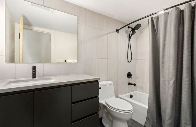 New! Modern Scandinavian Loft in Old Town Square - Photo 17