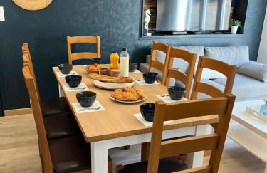 A l'ombre des pins - Foto 2