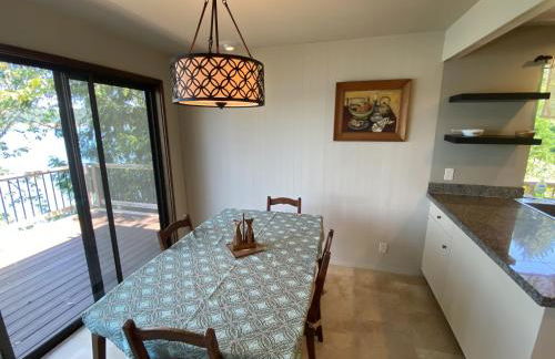 PNW MCM 155ft Private Waterfront Gem on Raft Island with Hot Tub - Foto 34