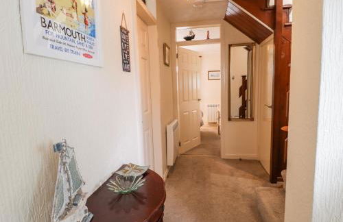 1 South Snowdon Wharf - Photo 14