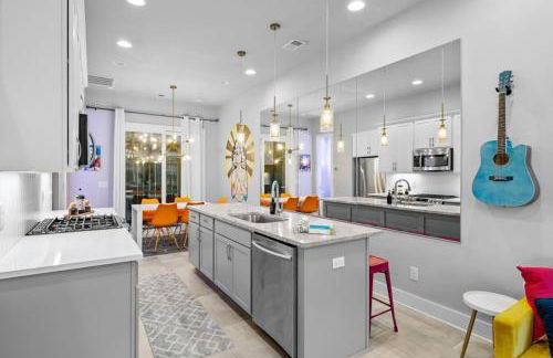 City Heights - Broadway Designer Condo - Foto 2