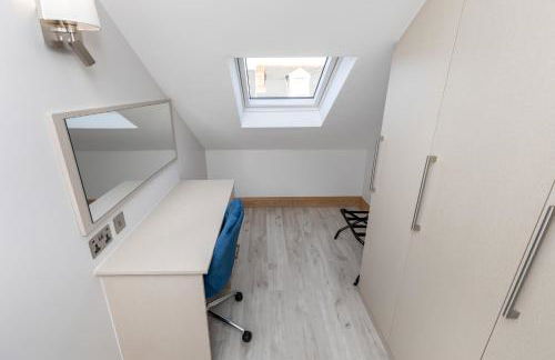 Stanley House - Photo 24