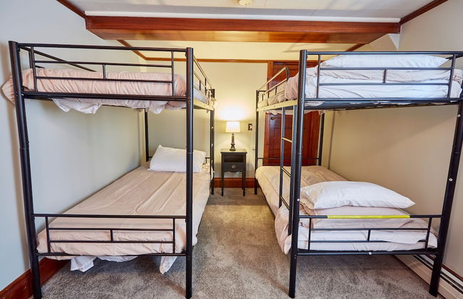 Home Near Hiking Biking w Hottub 6 Bedrooms - Foto 30